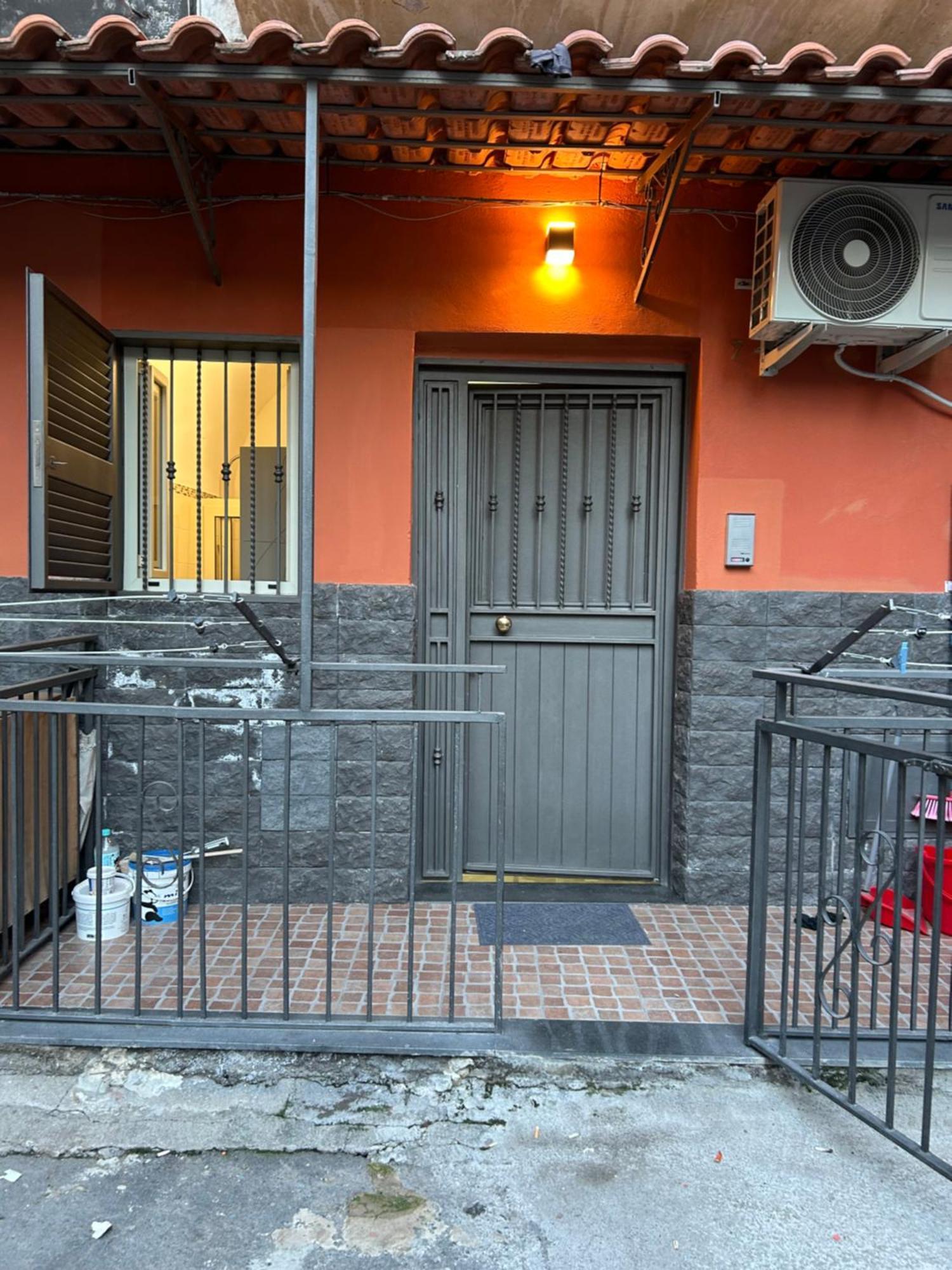 Apartamento Fanale House CTA Exterior foto